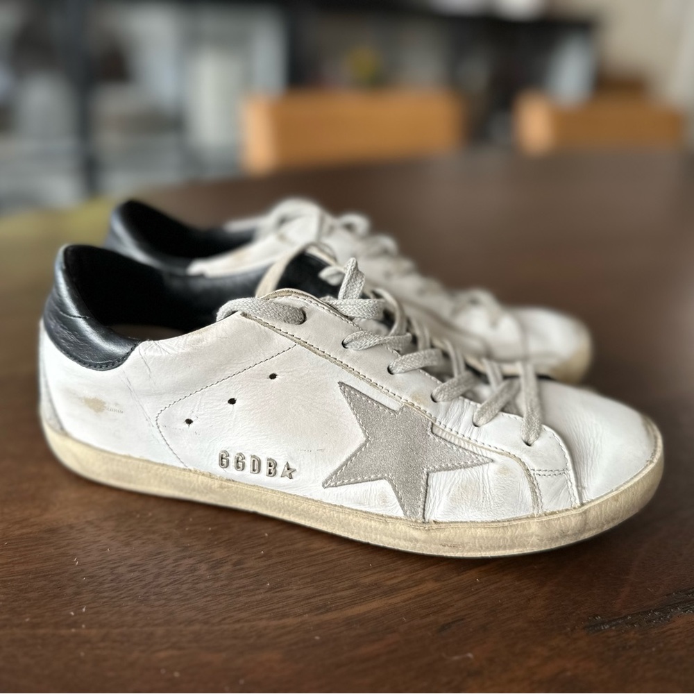 Golden Goose Women’s Super-Star low-top sneakers in black/white - Picture 6 of 13